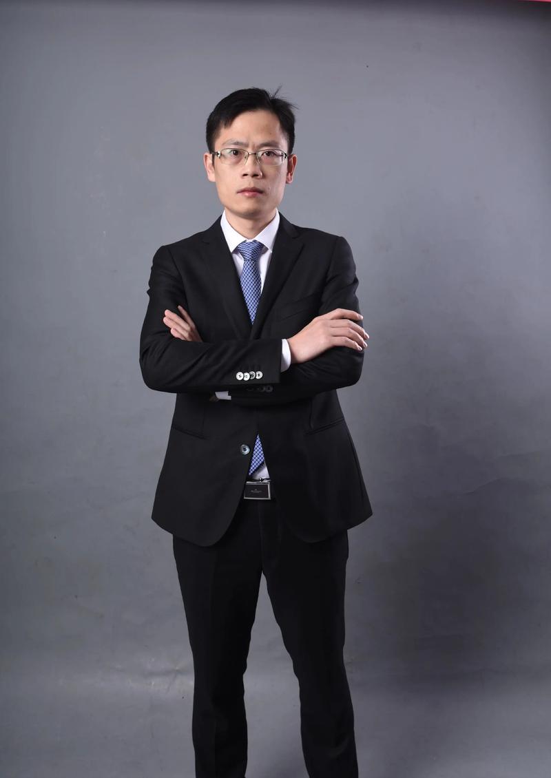 张涓菁 视觉与舞美负责人